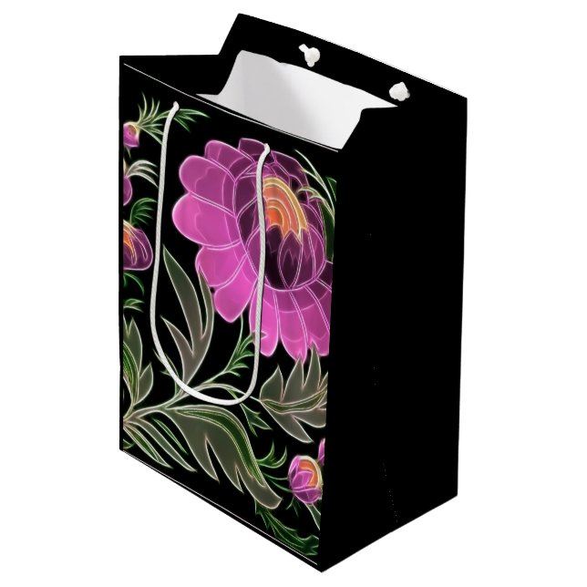 Rosa Petals Art Deco Mittlere Geschenktüte (Vorderseite Schrägansicht)