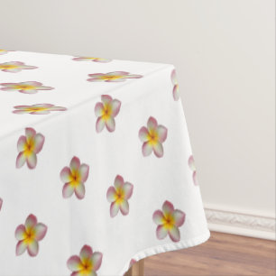 Rosa Plumeria Blume auf Weiß Tischdecke