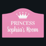 Rosa Prinzessin Kronen Kindermädchen Kinderzimmer  Türschild<br><div class="desc">Niedliche rosa Prinzessin Krönt eigenhändige Girl's Baby Room Kinderzimmer Door Sign für Neugeborene Mädchen. Drucken Sie Ihre eigenen Acrylwandplakate, Begrüßungsschilder und Teller für Bürotüren. Personalisierte Beschilderung für Zuhause, Kinderzimmer, Babyzimmer, Kinderzimmer, Umkleidekabinen usw. Personalisierte Beschilderung für Einfahrt und Wegbeschreibung. Machen Sie Ihre eigenen Begrüßungsschilder für Restaurant, Bar, Café, neues Haus, Event,...</div>