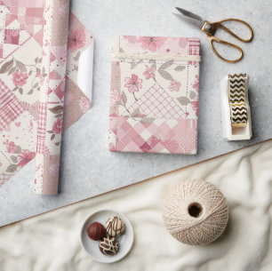Rosa Quilt Gingham Cottagecore Floral Geschenkpapier