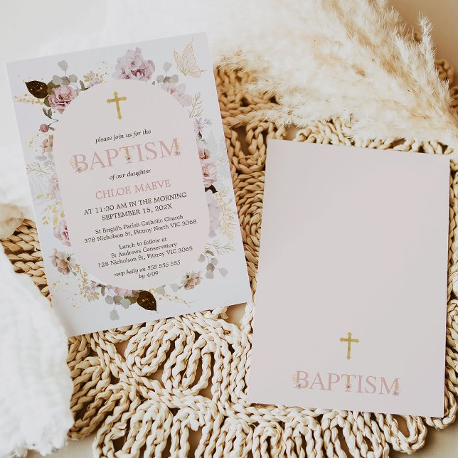 Rosa Rahmen Girls Boho Floral Taufe Christening Einladung (Modern pink frame boho floral baptism or christening invitation with gold cross and butterfly. )