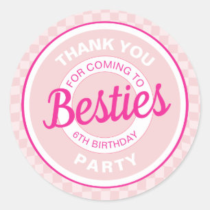 Rosa Retro-Puppe Lass uns zur Party Geburtstag fei Runder Aufkleber