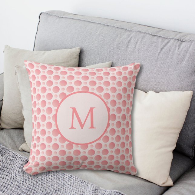 Rosa rosa Gradient Polka Dots Monogramm Kissen (Von Creator hochgeladen)