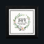Rosa Rose Aquarellfarben Blume Kranz Erinnerungskiste<br><div class="desc">Aquarellfarben,  Rosa und grüne Hund-Rose-Blume Kranz,  anpassbare Hochzeitsmonogramm.</div>