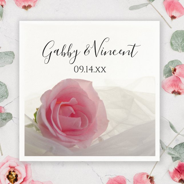 Rosa Rose auf weißer Hochzeit Serviette (Von Creator hochgeladen)