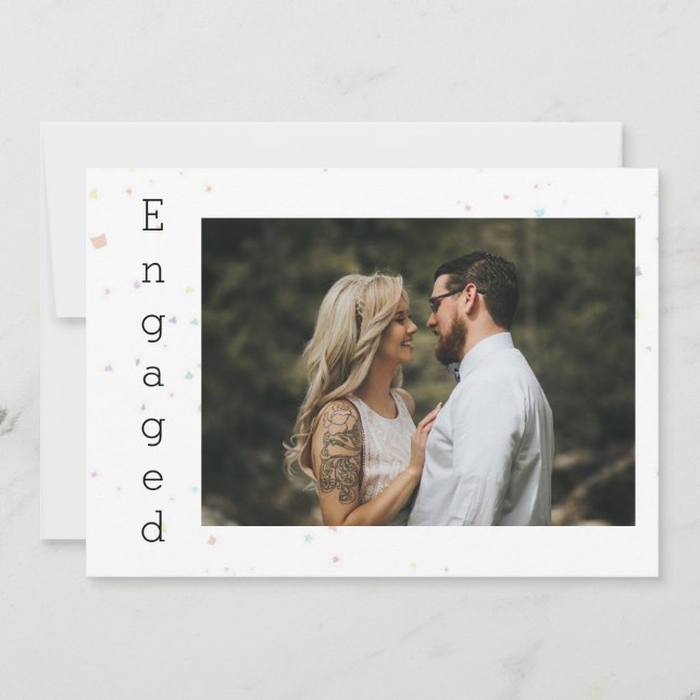 Rosa Rose Confetti Verlobung Ankündigung (Vorderseite)