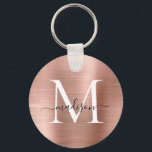 Rosa Rose Gold gebürstetes Metall, Girly Script Mo Schlüsselanhänger<br><div class="desc">Rosa Rose Gold gebürstetes Metal-Girly-Script Monogram-Schlüsselanhänger</div>