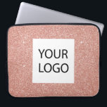 Rosa-Rose-Gold-Glitzer - Sonderwerbung für Logo Laptopschutzhülle<br><div class="desc">Rosa Rose Gold Imitats Glitzer und sparkle elegante Logo Werbeaktion Laptop-Bag oder schlankes Werbebeispiel. Dieser Fall kann auf Ihr Firmenlogo oder Ihr Firmenlogo angepasst werden.</div>