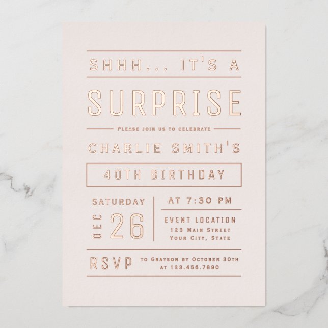 Rosa Rose Gold Moderne Typografie Überraschung Geb Folieneinladung (Vorderseite)