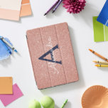 Rosa Rose Gold Navy Blue Glitzer Sparkgram Monogra iPad Pro Cover<br><div class="desc">Rosa Rose Gold und Navy Blue Imitats Glitzer und sparkle Elegant Monogram Case. Dieser Fall kann so angepasst werden,  dass er Ihren Anfangs- und Vornamen enthält.</div>