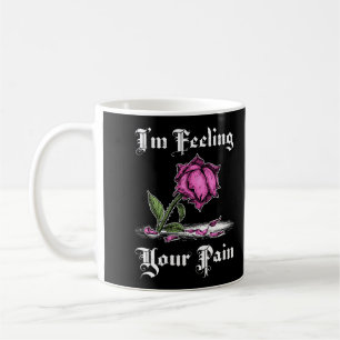Rosa Rose im verzweifelten weißen Text Kaffeetasse