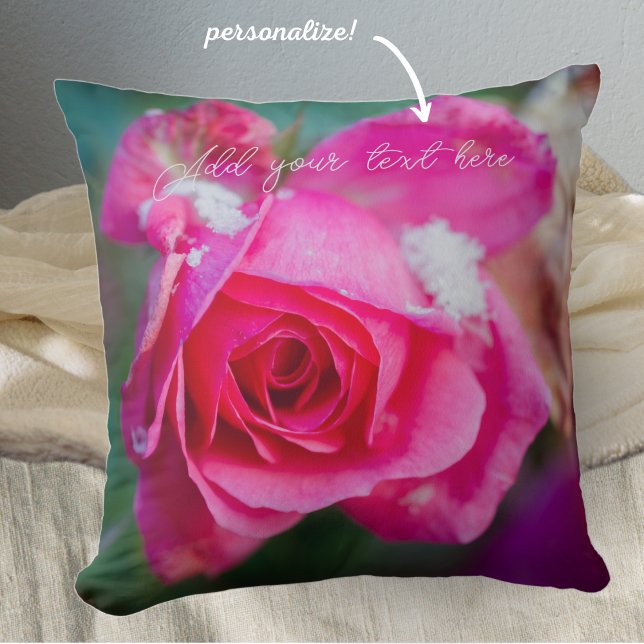 Rosa Rose mit Schneeflocken Kissen (Von Creator hochgeladen)