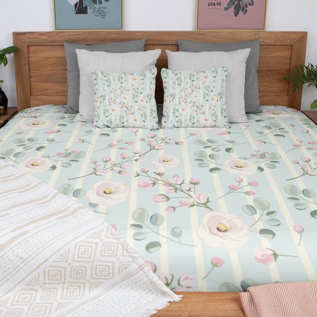 Rosa Rosen Blau Weiße Streifen Fleecedecke (Von Creator hochgeladen)