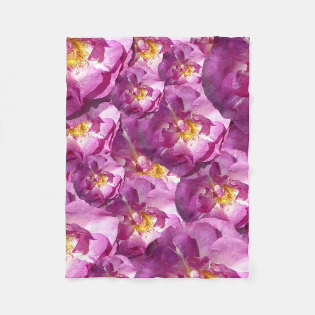 Rosa Rosen Foto Fleece Blanket, klein (Vorderseite)