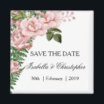 Rosa Rosen und Ferns Wedding Save the Date Magnet<br><div class="desc">Dieser hübsche Speichermagnet zeichnet sich durch ein hübsches Blumendesign mit einem Haufen rosa Rosen in der links Ecke aus, das durch grüne Rose-Blätter und Blätter sowie große Farn-Blätter kontrastiert. Die Details lassen sich nach Bedarf einfach anpassen. Dieser rosa Save the Date Sake ist Teil einer größeren Hochzeitssuite, die Sie hier...</div>