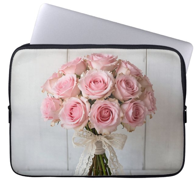 Rosa Rosenbouquet Perlen-Spitze Romantisch Laptopschutzhülle (Vorderseite)