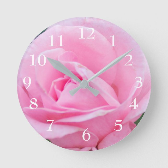 Rosa Rosenbügel Runde Wanduhr (Vorderseite)