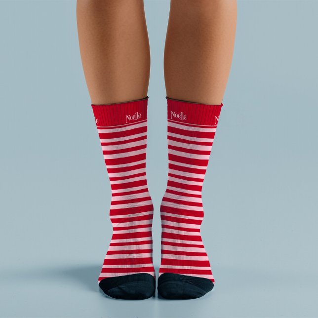 Rosa Rote Streifen Name Hand gezeichnet Quirky Wei Socken (Von Creator hochgeladen)