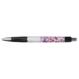 Rosa Sakura auf dem Hintergrund der Malerei Kugelschreiber