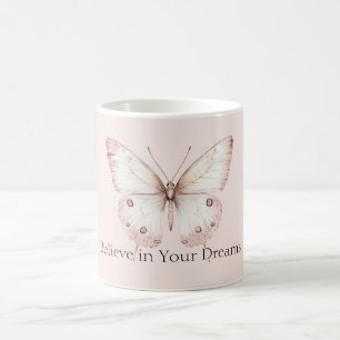 Rosa Schmetterling glaube an Träume Kaffeetasse