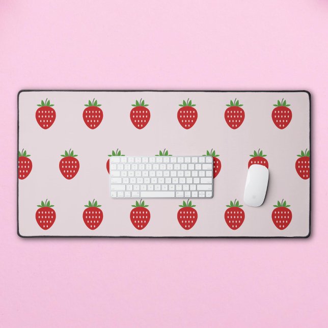 Rosa Schreibtischmatte mit Erdbeere (Pink Desk Mat with Strawberry)