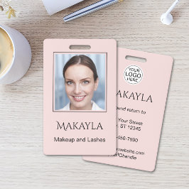 Rosa Schrift-Logo Foto Make-up und Wimpern Ausweis