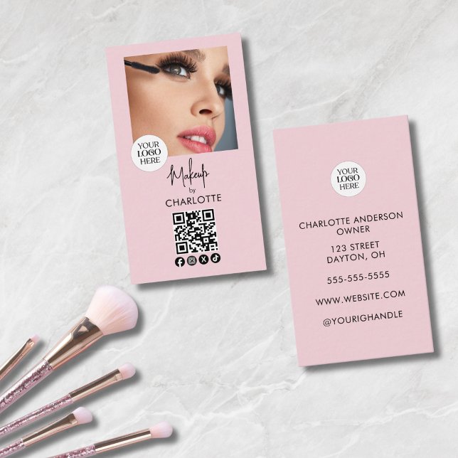 Rosa Schrift-Logo QR-Code Foto Make-up Visitenkarte (Von Creator hochgeladen)