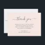 Rosa Schwarz Einfaches Elegantes Beileid Dankeskarte<br><div class="desc">Einfaches Beileid Dankeschön-Karte für eine Beerdigung / Gedenkgottesdienst mit einem minimalistischen Design mit "danke" zusammen mit Swashes in einem grauen handgeschriebenen Skript über einen rot-rosa Hintergrund. Verwenden Sie die Vorlage,  um Ihre benutzerdefinierte Nachricht einfach hinzuzufügen. Ein einfaches und schlichtes Design,  das immer noch elegant wirkt.</div>