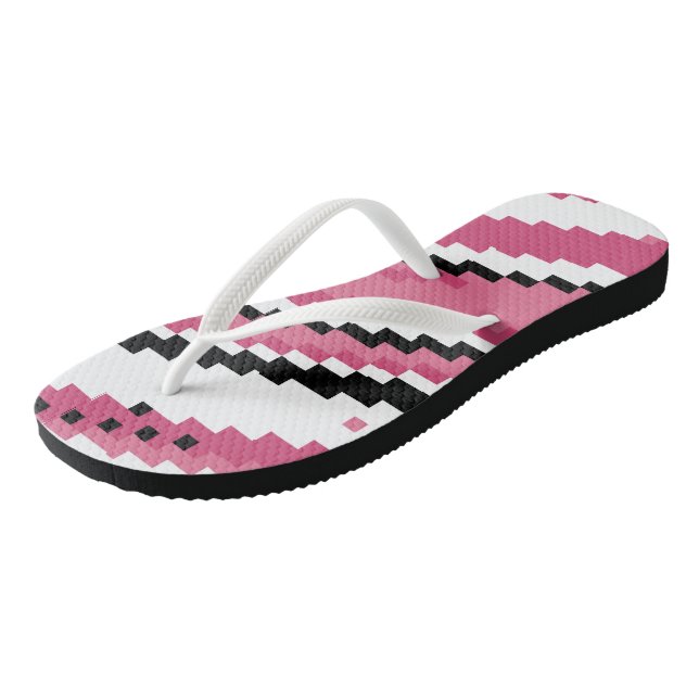 Rosa Schwarz-Weiß-Pixelart Flip Flops (Schrägansicht)