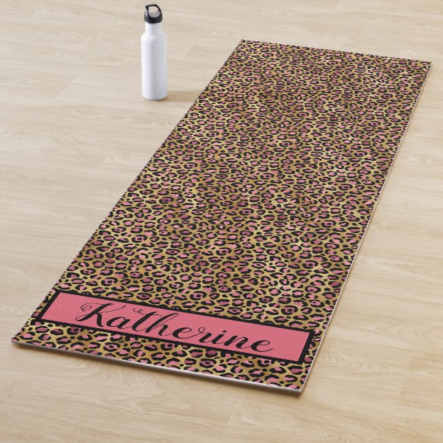 Rosa schwarze Leoparden Drucke Mit Monogramm Yogamatte (Beispiel)