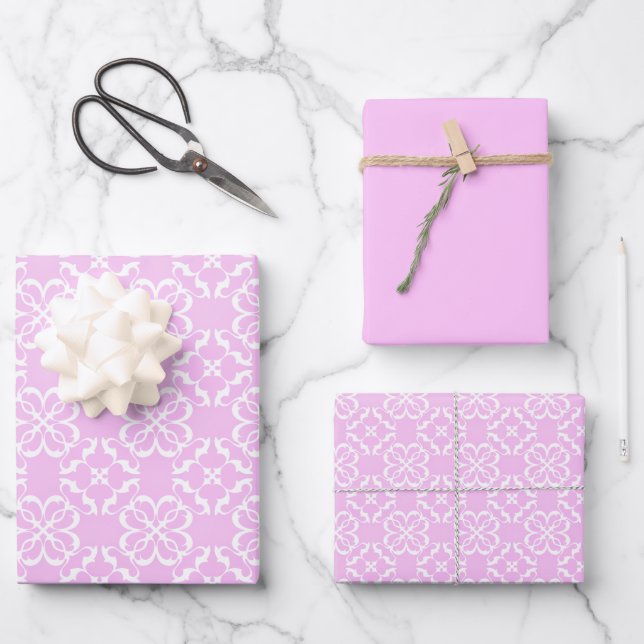 Rosa Spitze und weißes Blumen-Gittermuster Geschenkpapier Set (Vorderseite)