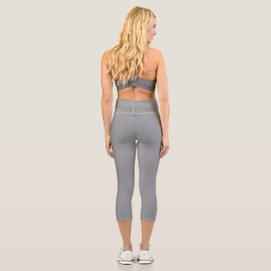 Rosa Steel Wort graue Caprihose Rückseite der Tail Capri Leggings