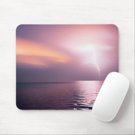 Rosa Sturmwolken und Wasser Mousepad