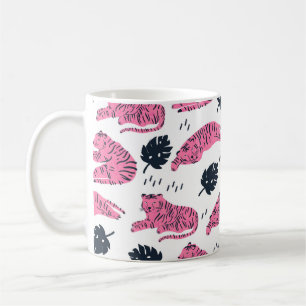 Rosa Tiger liegt in verschiedenen Positionen. Trop Kaffeetasse