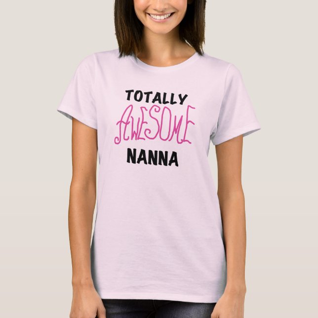 Rosa total fantastische Nanna T - Shirts und (Vorderseite)