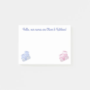 Rosa und blaue Babysocken Post-it Klebezettel