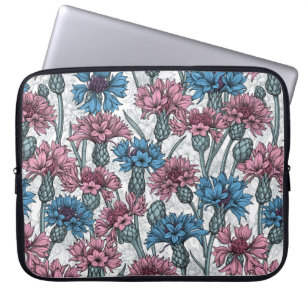 Rosa und blaue Maisblumen, weiße Blume Laptopschutzhülle