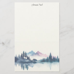 Rosa und blaue Wasserfarbenberge und dunkle Kiefer Briefpapier