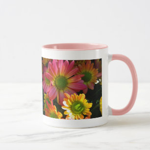 Rosa und gelbe Blume Herbst Getränke Tasse