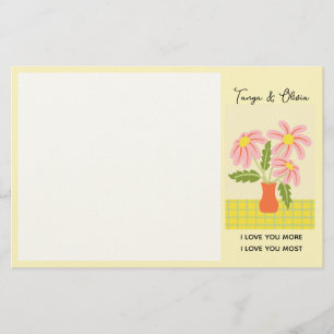 Rosa und gelbe Blumen in einer Vase Design Briefpapier