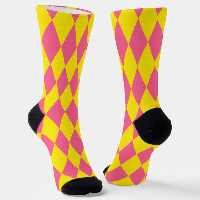 Rosa und gelbes Harlekin-Karuomuster Design  Socken (Von Creator hochgeladen)