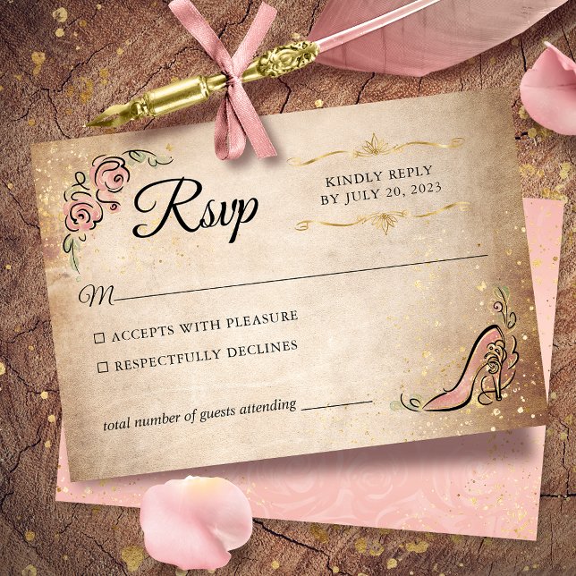 Rosa und goldene Princess Shoe Elegante Hochzeit RSVP Karte (Light pink and gold RSVP cards to give your once upon a time celebration a true magical touch.)