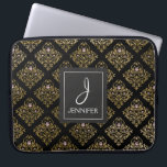 Rosa und goldfarbene Blütenmuster Elegantes Monogr Laptopschutzhülle<br><div class="desc">Rosa,  Schwarz und Imitats Gold Foil Blumen Muster Elegant Monogram Case. Dieser Fall kann so angepasst werden,  dass er Ihren ursprünglichen und vollständigen Namen enthält.</div>