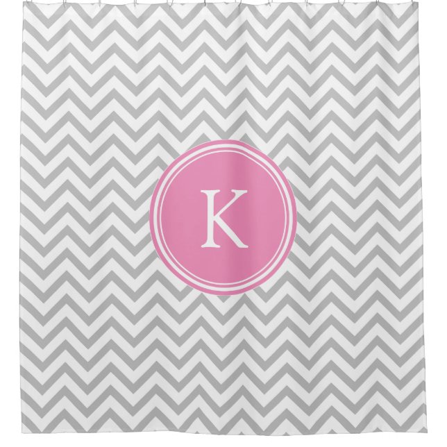 Rosa und graue Zickzack Streifen mit Monogramm Duschvorhang (Vorderseite)
