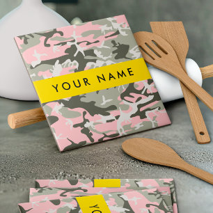 Rosa und grüne Tarnung Namen personalisieren Fliese