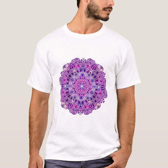 Rosa und Lila Mandala-Muster T-Shirt (Vorderseite)
