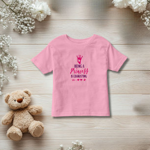 Rosa und Lila Prinzessin zu sein erschöpft Kleinkind T-shirt