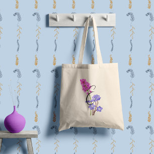 Rosa und lila Wildblumen mit Ihrem Initial. Tragetasche