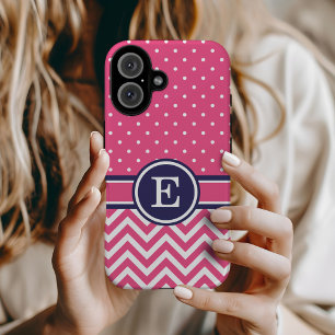 Rosa und marineblaue präppy Karo-Punkte Monogramm iPhone 16 Hülle
