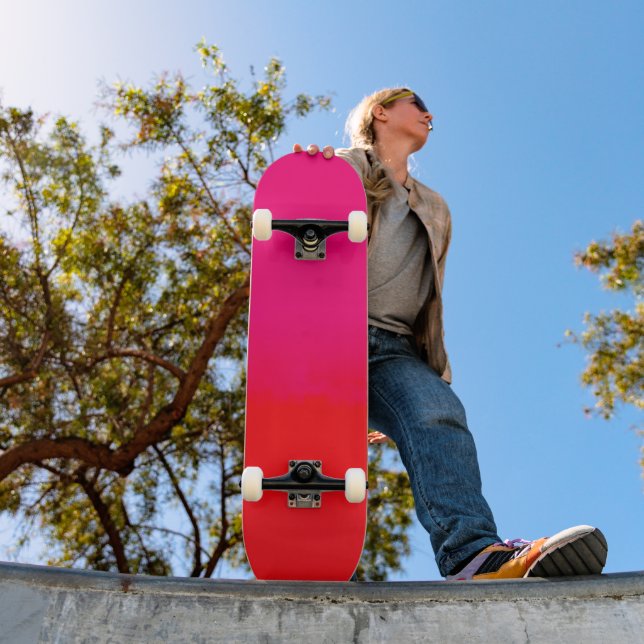 Rosa und Orange Farbverlauf  Skateboard (Außenbereich 1)